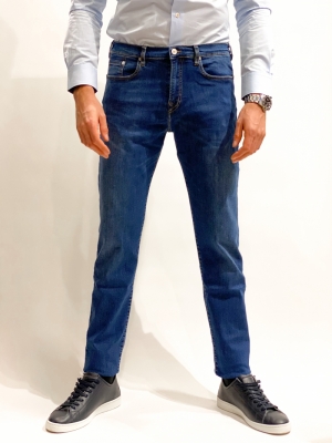 Tapered Jean md